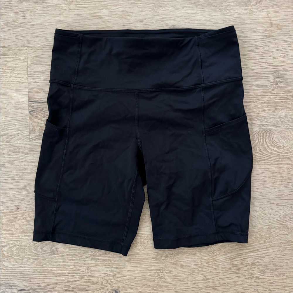 Lululemon Fast & Free 8” Bike Short Black Size 8